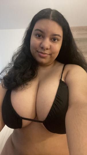 💚I'm ready 💚 bare ✔ANAL ✔GFE ✔KISSING 👉My goal is your satisfaction💯 💙I hope my service charge will be satisfy to yo...